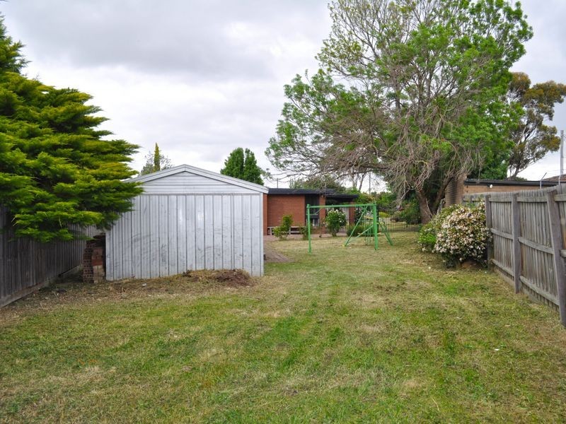 2 Winton Court, Craigieburn VIC 3064