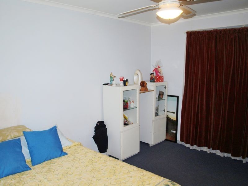 30 Hendricks Crescent, Jacana VIC 3047