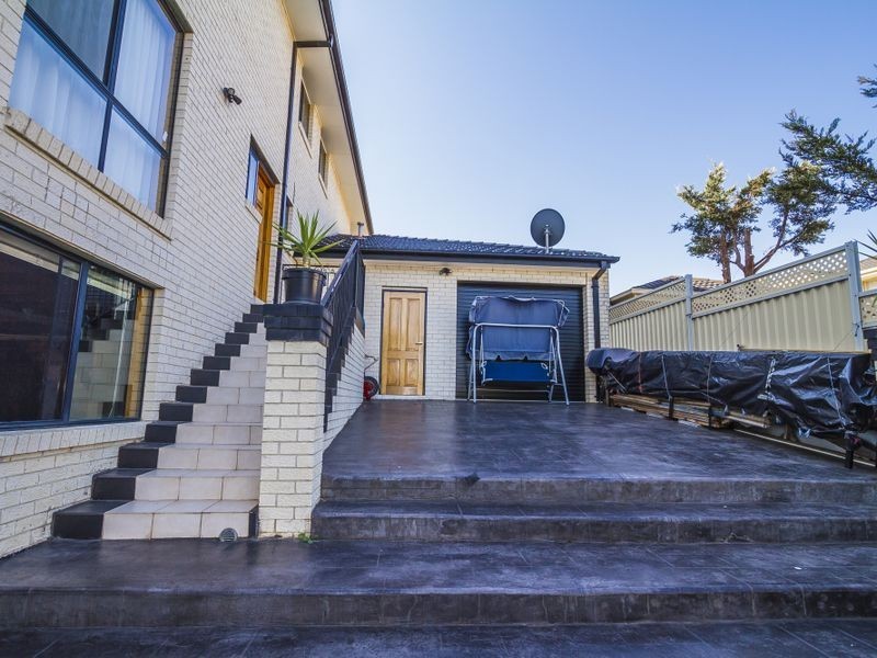 3 Wise Way, Roxburgh Park VIC 3064