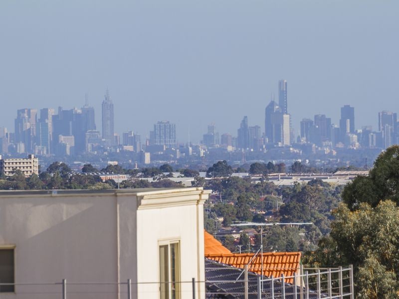 3 Wise Way, Roxburgh Park VIC 3064
