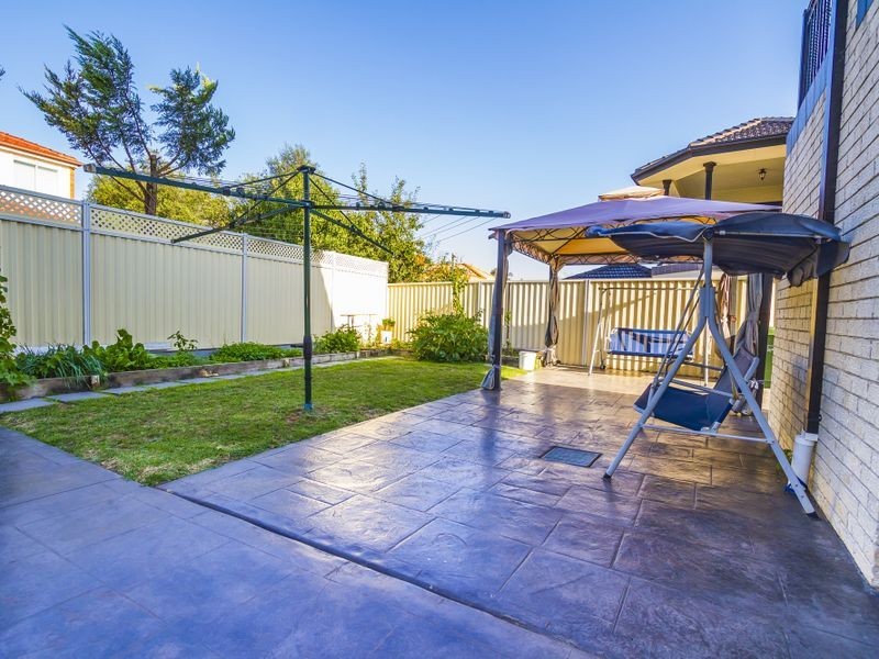 3 Wise Way, Roxburgh Park VIC 3064