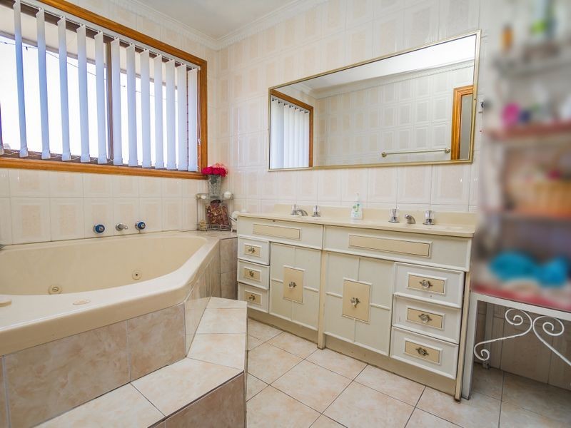 44 Raleigh Street, Westmeadows VIC 3049