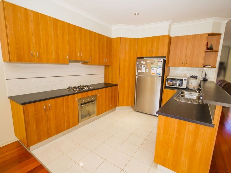 2/39 Banksia Grove, Tullamarine VIC 3043