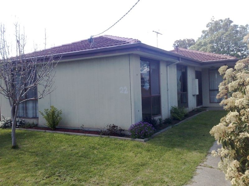22 Woodburn Crescent, Meadow Heights VIC 3048