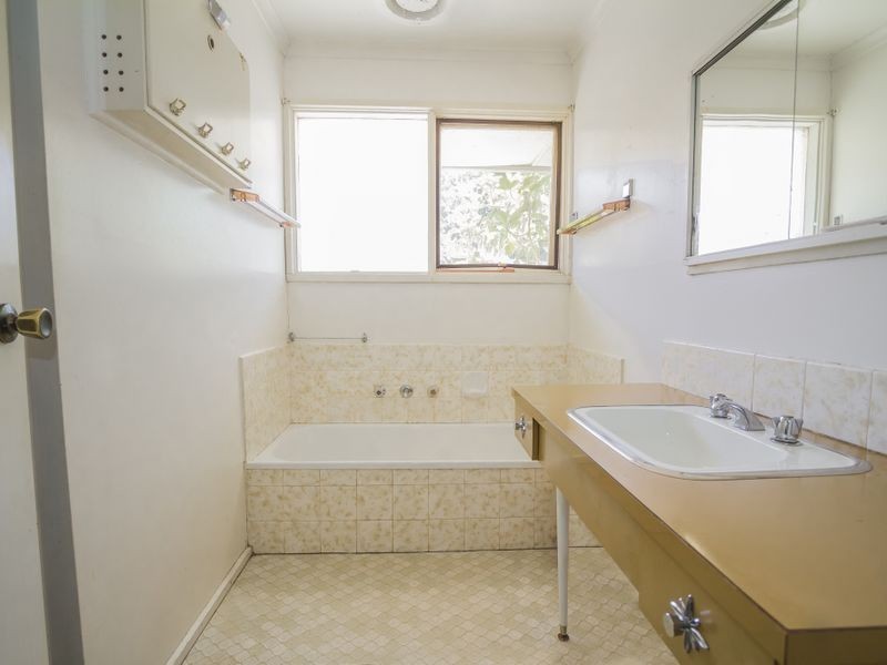 862 Ballarat Road, Deer Park VIC 3023