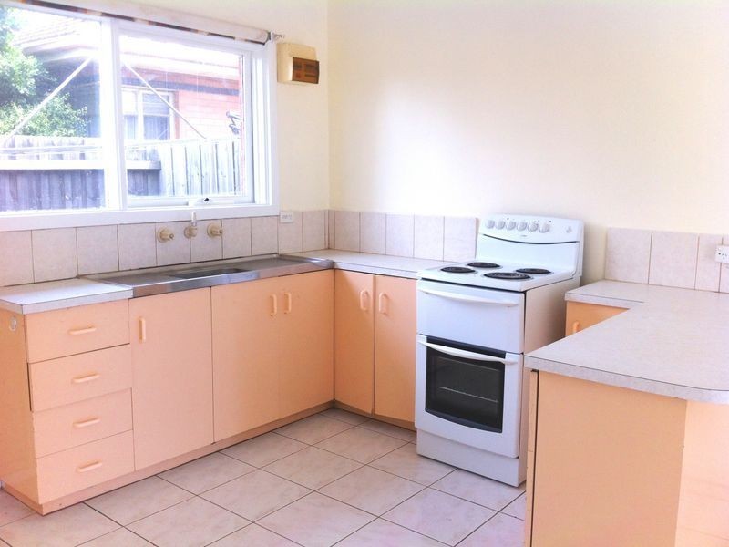 2/168 Mason Street, Newport VIC 3015