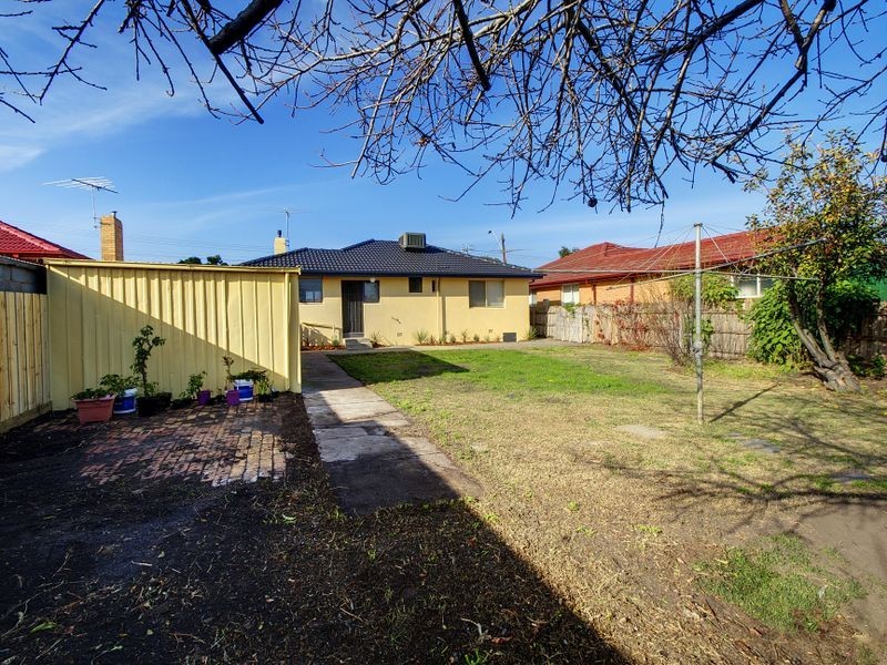 43 Broadmeadows Road, Tullamarine VIC 3043