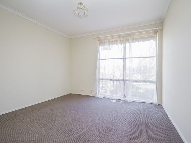 48 Lorraine Cresent, Jacana VIC 3047