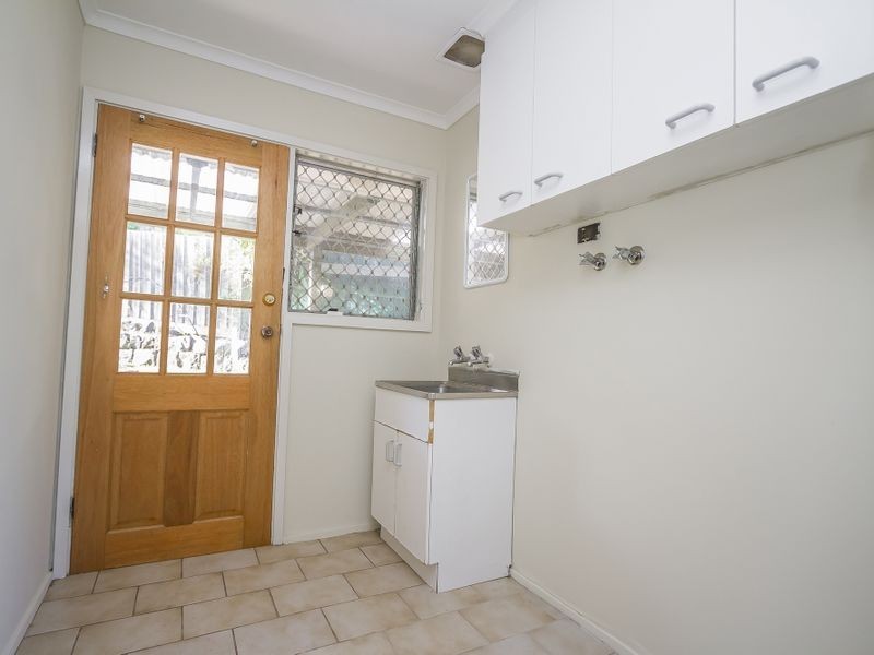 48 Lorraine Cresent, Jacana VIC 3047