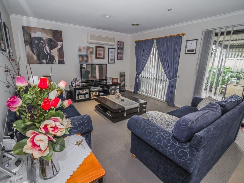 17 Marne Drive, Roxburgh Park VIC 3064