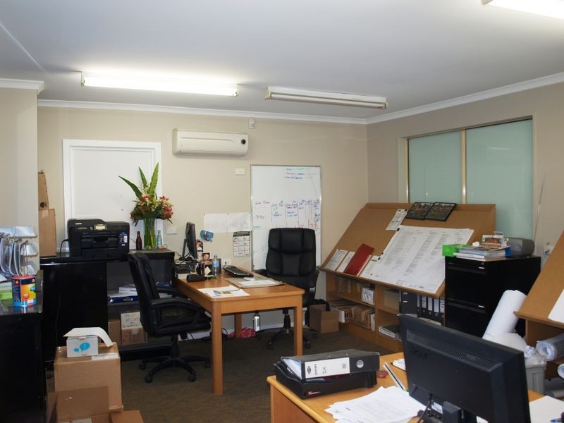 2/40 Barrie Road, Tullamarine VIC 3043