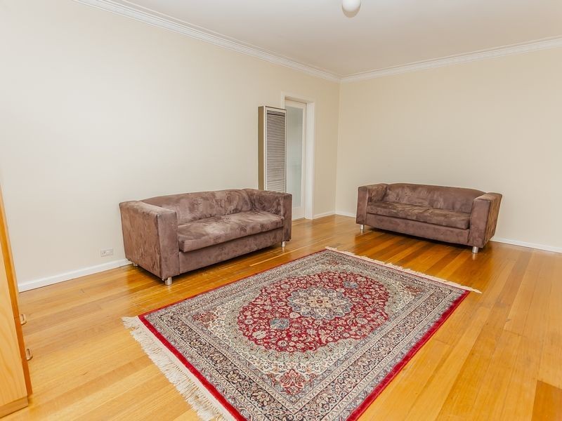 35 Waratah Avenue, Tullamarine VIC 3043