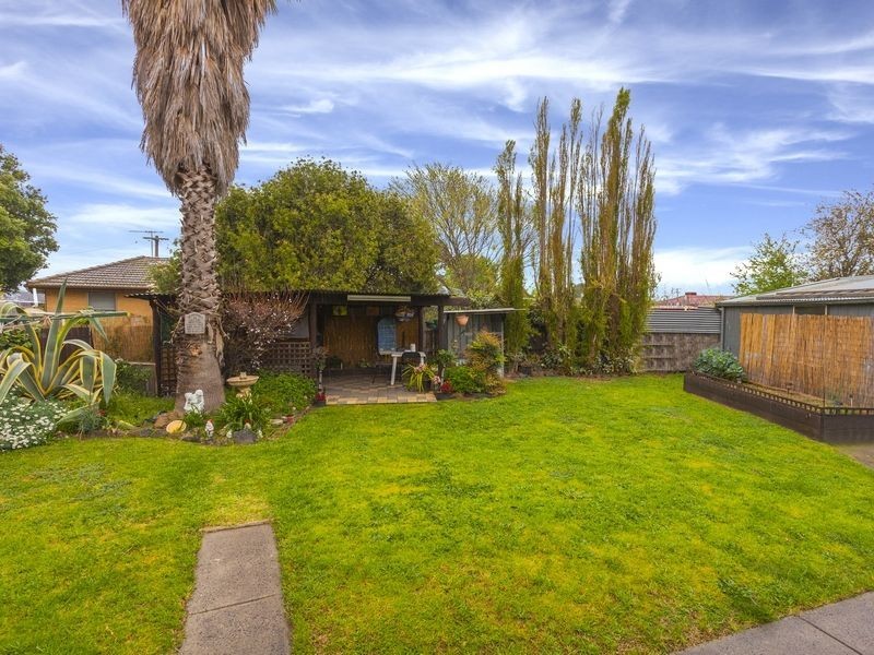 4 Lovat Court, Coolaroo VIC 3048