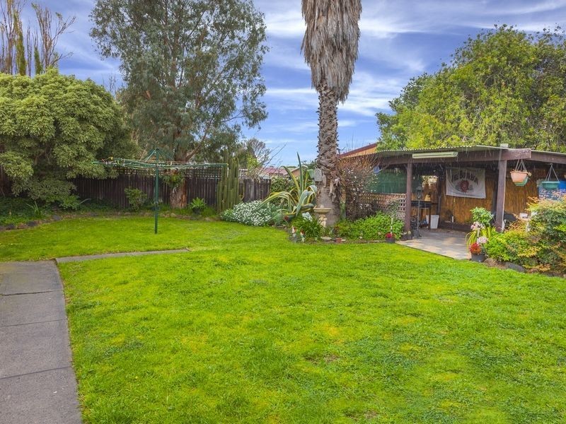 4 Lovat Court, Coolaroo VIC 3048