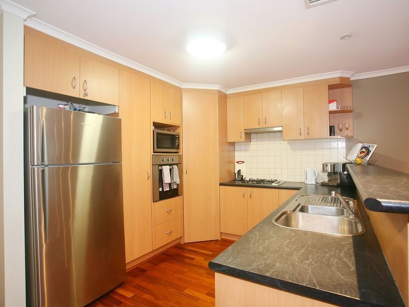 15 Goulburn Circuit, Caroline Springs VIC 3023