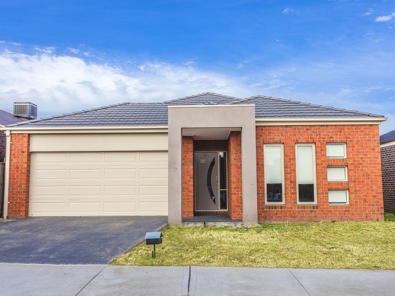 10 Taransay Way, Craigieburn VIC 3064