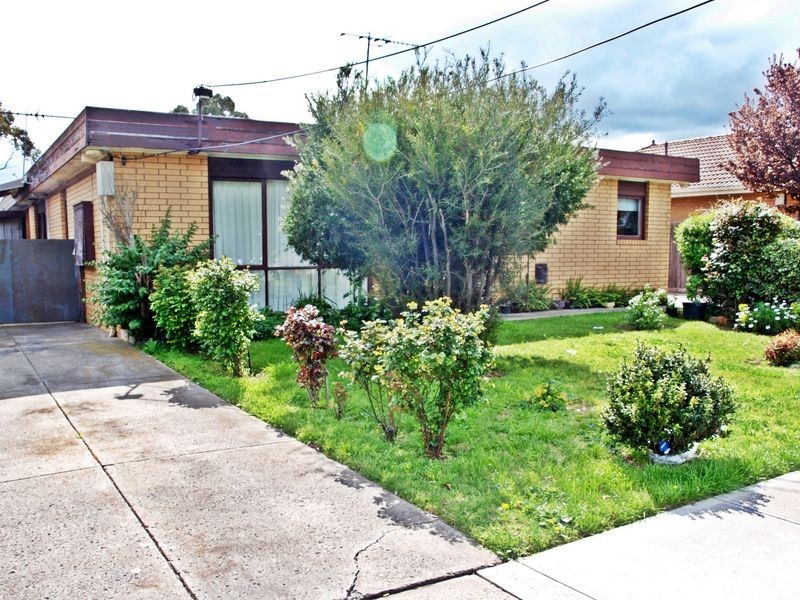 2/34 Sharps Road, Tullamarine VIC 3043