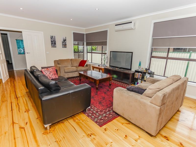 24 Shawlands Drive, Tullamarine VIC 3043