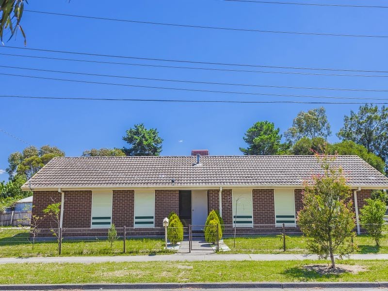 6 Rokewood Crescent, Meadow Heights VIC 3048