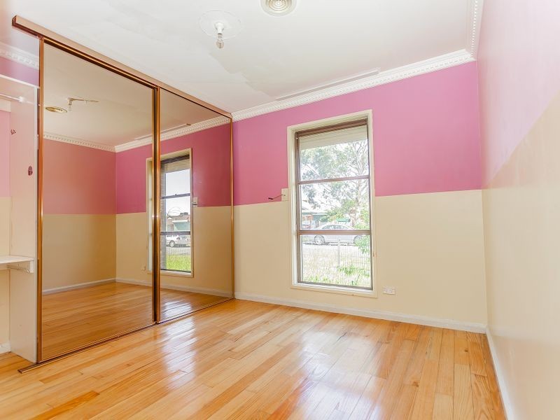 6 Rokewood Crescent, Meadow Heights VIC 3048