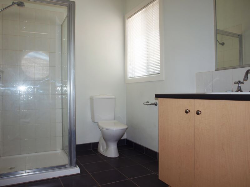 6 Balerno Circle, Gowanbrae VIC 3043