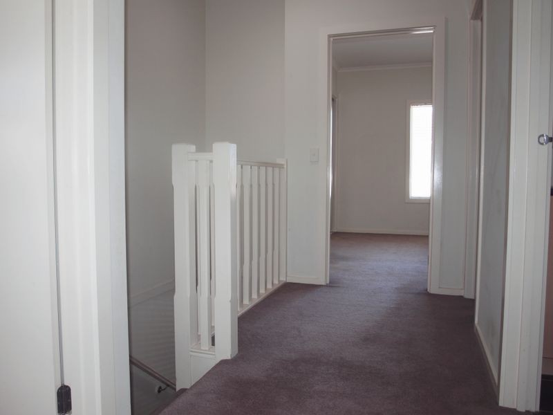 6 Balerno Circle, Gowanbrae VIC 3043