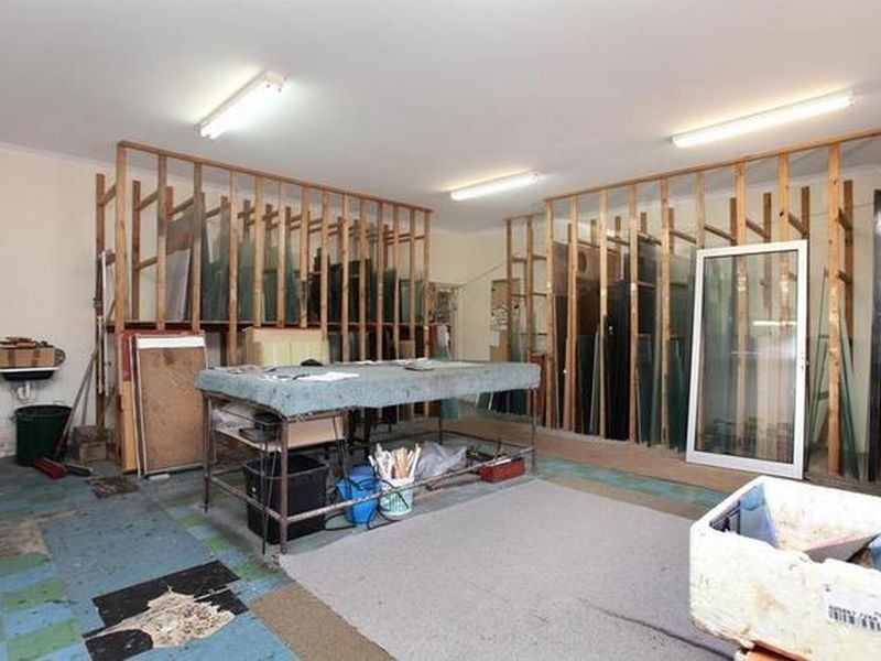 52 Stradbroke Drive, St Albans VIC 3021