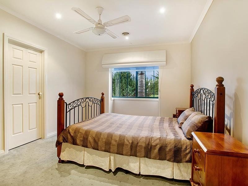 5 Kiwi Retreat, Keilor Downs VIC 3038