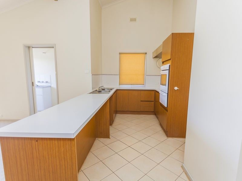 26/1 Millar Road, Tullamarine VIC 3043