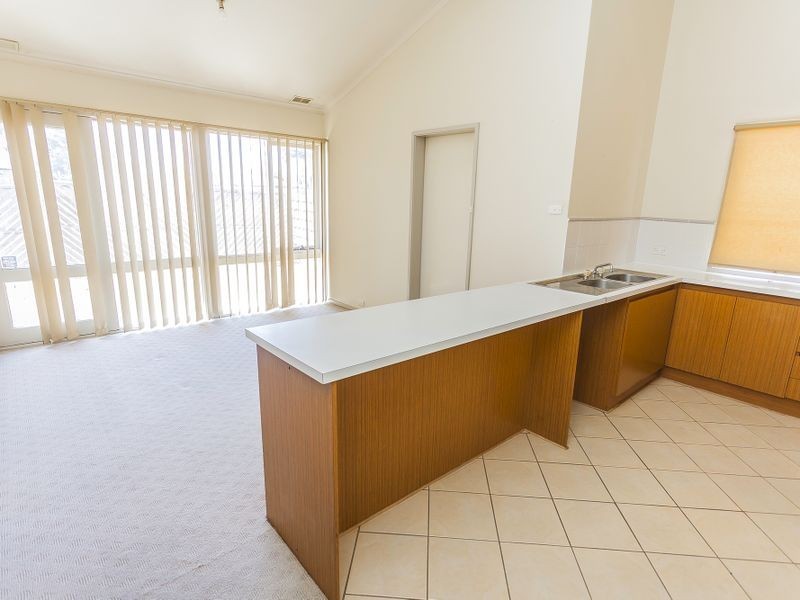 26/1 Millar Road, Tullamarine VIC 3043