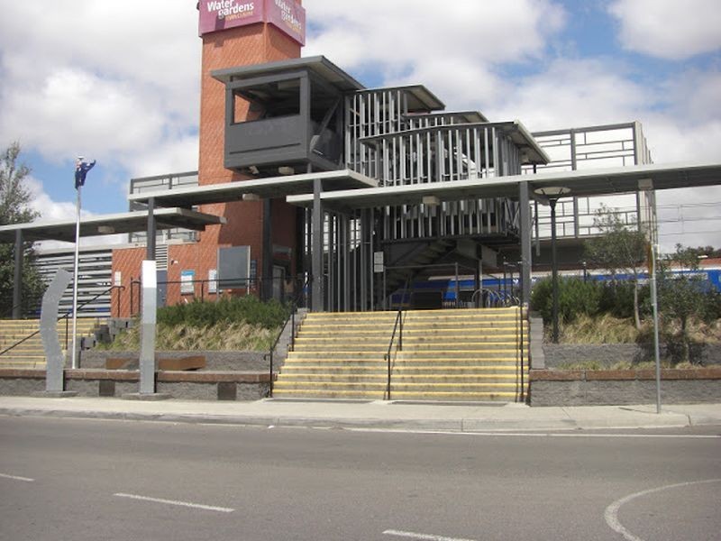 2 Albert Road, Sydenham VIC 3037