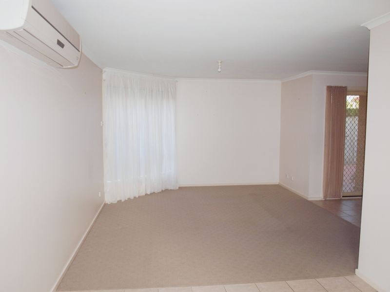 1/28 Marriot Road, Keilor Downs VIC 3038