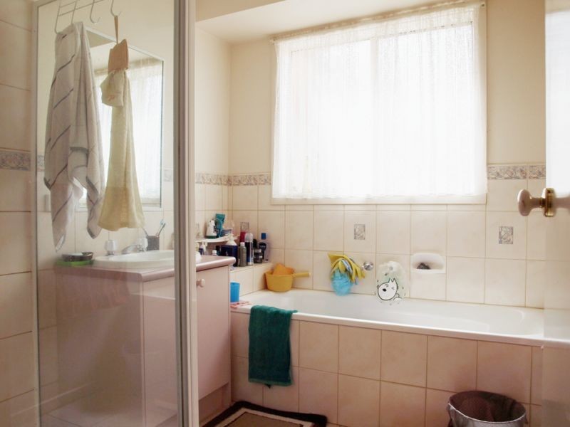 2/28 Marriot Road, Keilor Downs VIC 3038