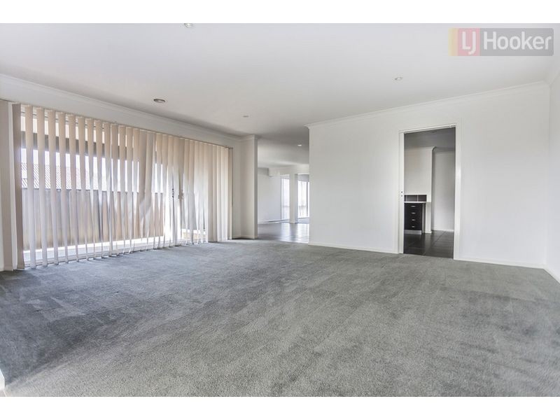 5 Candlebark Drive, Greenvale VIC 3059