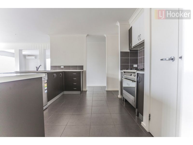 5 Candlebark Drive, Greenvale VIC 3059