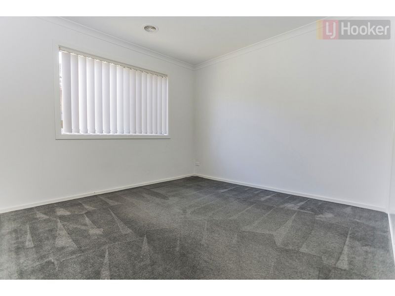 5 Candlebark Drive, Greenvale VIC 3059