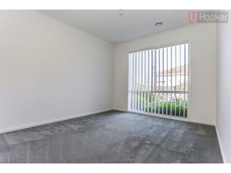 5 Candlebark Drive, Greenvale VIC 3059