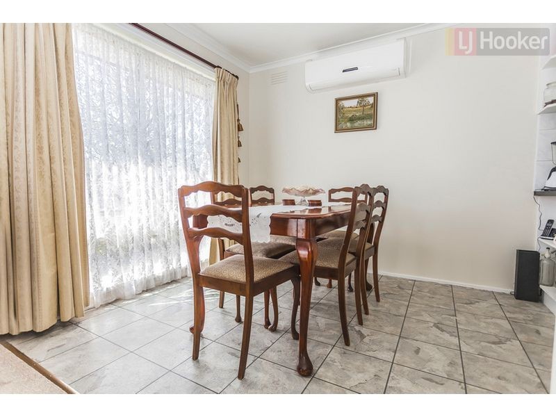 21 Bamford Avenue, Westmeadows VIC 3049