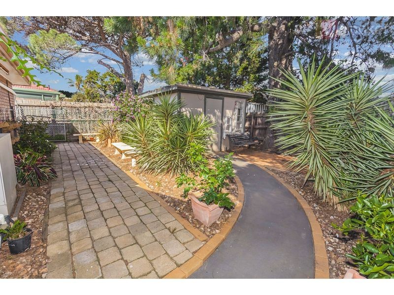 21 Bamford Avenue, Westmeadows VIC 3049