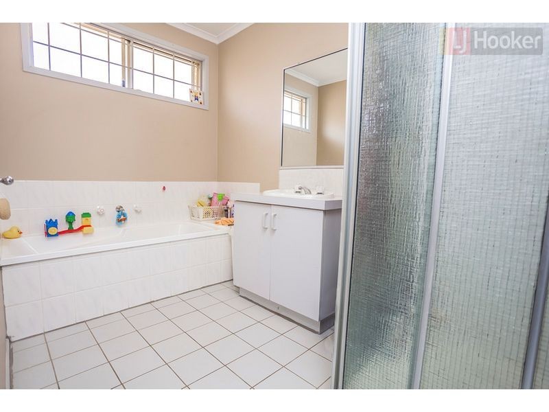 7 Cynthia Court, Hillside VIC 3037