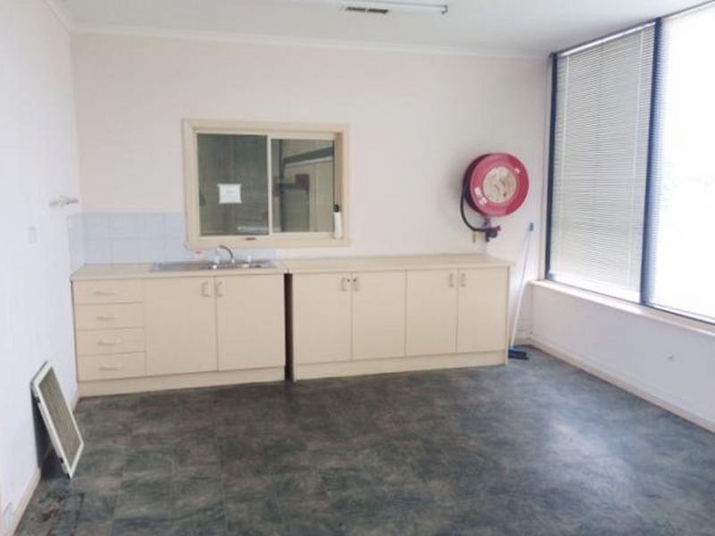 1/13 Lindaway Place, Tullamarine VIC 3043