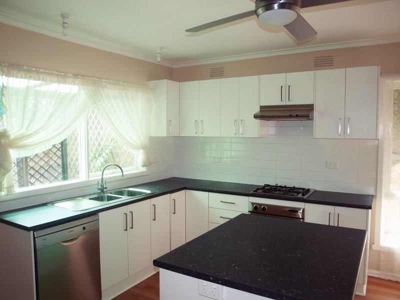 13 Eumarella Street, Tullamarine VIC 3043