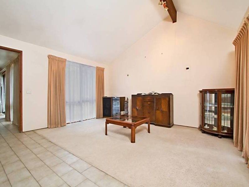 34 Albert Road, Sydenham VIC 3037