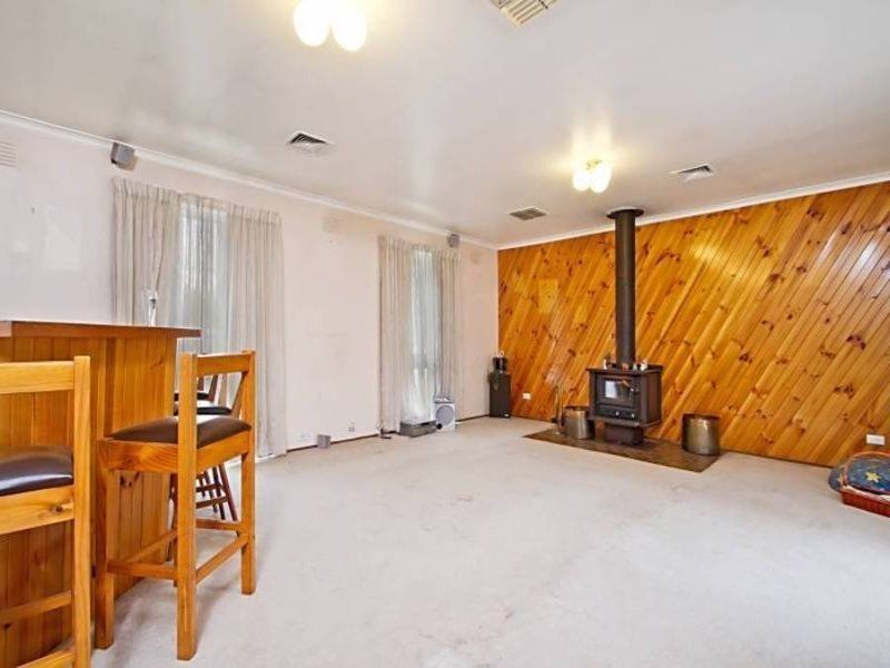 34 Albert Road, Sydenham VIC 3037