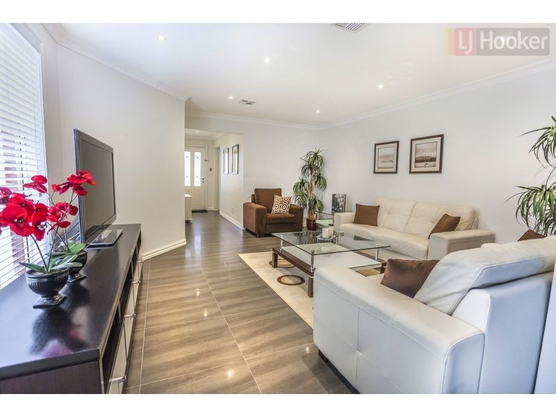 1/157 Cooper Street, Essendon VIC 3040