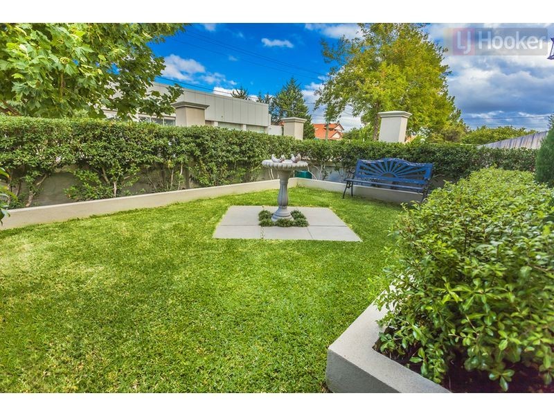 1/157 Cooper Street, Essendon VIC 3040