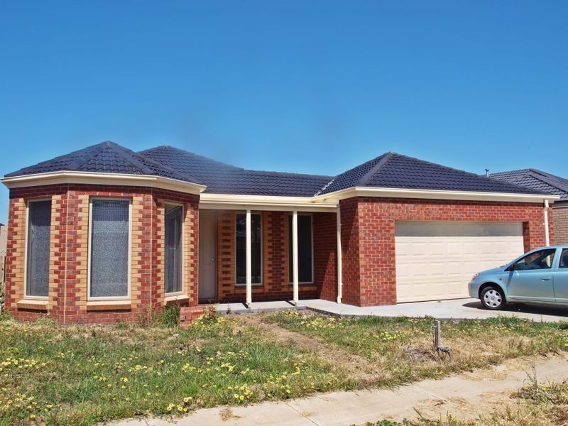 42 Healesville Loop, Craigieburn VIC 3064