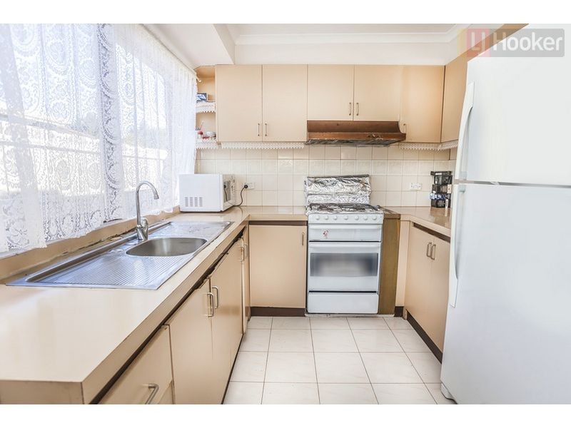 9 Amstel Court, Meadow Heights VIC 3048