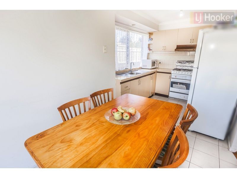 9 Amstel Court, Meadow Heights VIC 3048