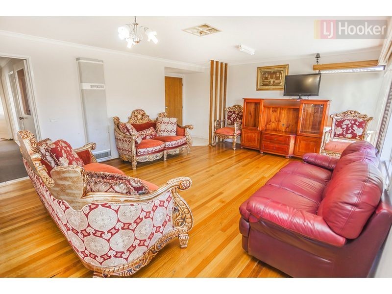 9 Amstel Court, Meadow Heights VIC 3048